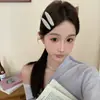 Pinza de Flequillo de Lunares Estilo Coreano Inspirado en Chanel para Mujer, Pasador Lateral, Pinza de Pato Versátil de Tendencia de Nicho para Mujer