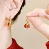 Pendientes Ankela de Granada Roja para Mujer, Estilo Retro, Sensación de Alta Gama, Pendientes Clásicos Versátiles para Primavera y Verano, Diseño Exquisito de Nicho