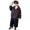 Jaqueta de Couro para Meninos Estilo Novo Primavera e Outono Cool Retro Estilo Motociclista Jaqueta com Capuz Roupa Estilosa de Outono para Bebê