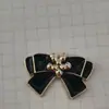 Accesorios Inspirados en Chanel de Astronauta Mariposa Conejo Oso de Peluche Accesorios para el Cabello Agujero para Teléfono Flor para Zapatos Materiales para Pasadores DIY