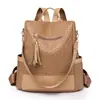 Mochila com Franjas Feminina 2025 Nova Moda Retro Antifurto Mochila Grande Capacidade Couro Macio Viagem Mochila para Meninas