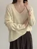 Suéter de Tricô com Gola V, Tecido Macio, Peso Pesado, Escovado, Fio 28, Seda de Amora e Caxemira para Mulheres, Outono/Inverno 26 Sweater Escovado