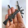 Pistola de plástico grande 9.5 cm-10 cm modelo de arma de pistola militar juguete para escena de mesa de arena fabricantes transfronterizos mayoreo