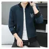 Suéter Cardigan para Hombre Otoño e Invierno Coreano Casual Chaqueta con Cuello Tendencia de Moda Chaqueta Bordada Tejido Otoño Top para Hombre