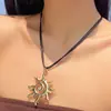 Colar com Pingente Sol Estilo Minimalista em Fio de Cera, Corrente para Clavícula com Design Moderno e Simples, Nova Joia Transfronteiriça para Mulheres