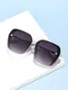 Gafas de sol polarizadas para mujer de estilo TikTok, elegantes y a la moda, con flor de camelia, perlas pequeñas, alta gama, protección UV y diseño sin montura