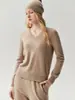 Elegante e minimalista suéter de cashmere com decote em V para mulheres, feito de 100% cashmere puro, de manga longa, estilo pullover, com um visual sofisticado, perfeito como peça base para o outono