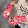2026 Nuevos Zapatos con Agujeros para Mujer Sandalias de Verano de Punta Cerrada Medias Zapatillas Celebridad de Internet de Moda Ropa para Exteriores Suela Suave Playa