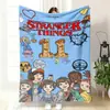 Manta Cálida Estampada de la Serie de Televisión Americana Stranger Things, Manta Espesa de Felpa, Forrada de Vellón, Producto Más Vendido, Nueva Manta de Franela en Aliexpress