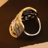 Venta Caliente Transfronteriza Anillo Método Antiguo Alta Calidad Lujo Ligero para Hombres y Mujeres Moda Versátil Envoltorio de Diamante Dorado Multicapa Dos Tonos