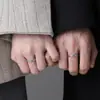 Anillos de Pareja Glacier, un Par de Anillos para Hombres y Mujeres, Estilo Nuevo, Lujo Ligero, Diseño de Nicho de Gama Alta, Anillo de Regalo para el Día de San Valentín