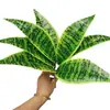 Pequeñas plantas verdes estilo bosque con 7 ramas, láminas de plástico impresas en 3D, hojas simuladas, fabricante mayorista para proyectos de embellecimiento de paredes vegetales