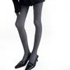 Leggings cinza listradas para emagrecer no outono e inverno com compressão leve, meia-calça versátil para controle da barriga e levantamento do bumbum para mulheres