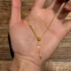 2026 Nuevo Estilo Francés Lujoso y Moderno Versátil Minimalista Lágrima de la Diosa Colgante Exquisito de Gama Alta