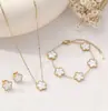 Pulseira Trevo de Cinco Folhas Venda Quente Transfronteiriça Joias da Moda Flor de Cinco Folhas Conjunto de Três Peças Colar Pulseira Brincos Aço Inoxidável