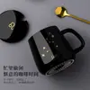 Taza cerámica navideña creativa y elegante de alto valor con tapa y cuchara, taza de café de moda para parejas
