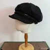 Sombrero Octogonal de Lana Plegado Talla Grande Otoño/Invierno para Mujer Elegante de Temperamento Gorra de Periodista Alarga el Rostro Moderno Versátil Sombrero de Portada de Revista