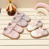 Zapatillas de Entrenamiento Alemanas para Niñas Colección Otoño 2026, Tenis para Bebé con Forma de Corazón, Suela Suave, Zapatos Deportivos Antideslizantes para Niños, Zapatos Casuales para Niños Pequeños