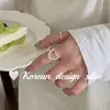 Anillo Idéntico de Bloggera Ins Coreana Anillo de Corazón Hueco de Plata de Ley S925 Estilo Nicho de Gama Alta Simple y Versátil
