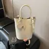 Bolsa de Mão Pequena da Moda para Mulheres, Nova Tendência de Verão 2026, Bolsa Transversal Versátil com Toque de Luxo, Bolsa de Mão Estilo Saco