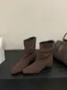 Botines apilados plisados de ante con cremallera trasera estilo coreano que aumentan la altura, con un ambiente relajado, puntera cuadrada retro y tacón de herradura