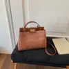 Bolsa Transversal/de Ombro Grande Capacidade Simples 2026 Novo Estilo Moda Europeia e Americana Texturizada para Trabalho e Dia a Dia para Mulheres