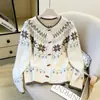 Design moderno, suéter cardigã espesso estilo Fair Isle bloco de cores estilo faculdade nicho para mulheres, branco