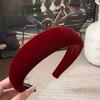 Diadema de Terciopelo Retro Frances de Ala Ancha Otoño e Invierno 2025 Nuevo Estilo Salida de Gama Alta Cráneo Alto Pinza Versátil Accesorio para el Cabello