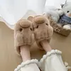 Lindas pantuflas de algodón con diseño de cerdo de dibujos animados para mujer, nuevo estilo otoño/invierno 2026, de suela gruesa, antideslizantes, cálidas y peludas, para interior/exterior
