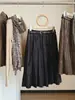 Falda midi de terciopelo plisado estilo vintage francés para mujer, nueva colección otoño/invierno, de cintura alta, estiliza, falda plisada versátil de línea A
