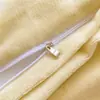 Conjunto de quatro peças de cor sólida fosca em veludo de leite para outono e inverno, espessado e quente, capa de edredom dupla face em veludo coral, lençol de baixo, conjunto de cama