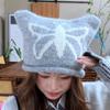 Diseño de Nicho Sentido Callejero Mariposa Tejida Gorro para Mujer Otoño e Invierno Dulce Orejas de Gato Lana Gorro Cálido Protección para Orejas