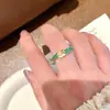 Anillo Casual con Textura Asimétrica para Mujer, Lujo Accesible Diseño de Nicho, Moda de Alta Gama y Elegante Anillo Combinado para Mejor Amiga
