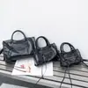 25 Nueva Marca B Le City Bolso de Motocicleta para Mujer Bolso Retro Genial con Remaches Bolso de Mano de Cuero Encerado Bolso Cruzado