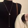 Collar de Girasol para Mujer, Cadena de Hueso de Serpiente de Moda para Commuter, Joyería de Cadena para Suéter de Lujo Ligero de Gama Alta, Nuevo Modelo 2026