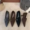 2026 Nuevo Otoño Commute Punta Fina Retro Gamuza Tacón de Aguja Alto Estilo Ligeramente Maduro Boca Baja Zapatos de Salón