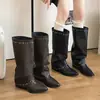 Botas de media caña con punta y tachuelas de estilo retro europeo y americano para mujer, novedad otoño 2026, negras de pierna ancha, tacón grueso, para aumentar la altura, botas de montar