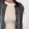 Collar de Cadena para Clavícula Deslizante con Colgante de Corazón Gota de Agua Cepillada, Lujo Ligero de Gama Alta, Elegante y Versátil para Mujer