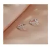 Pendientes de Cristal de Roca con Forma de Cruz de Nuevo Estilo para Mujer, Sencillos y Elegantes, Lujo Ligero, Sensación de Alta Gama, Clips para Orejas con Incrustaciones de Diamantes, Pendientes