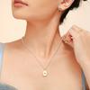 Colgante de estrella de fritillaria natural ovalada estilo palacio, collar de cadena de perlas de imitación, cadena de acero de titanio de lujo, joyería ligera para mujer