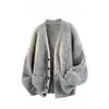 Suéter suelto para hombre de otoño e invierno, tejido de punto moderno para principios de otoño, cuello en V, estilo francés, top único y elegante