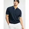 Camisa de Malha Masculina de Manga Curta Verão 2025 Slim Estilo Britânico Cor Pura Seda de Gelo Nova Camisa de Base de Manga Meia