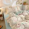 Conjunto de Roupa de Cama Fofo de Lã de Leite Quatro Peças Inverno Plush Dupla Face Capa de Edredom Lençol de Fleece Coral Conjunto de Três Peças para Dormitório