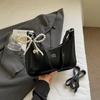 Bolsa de Axila de Nicho Bolsa Feminina 2025 Nova Moda Verão Estilo Casual Bolsa de Ombro Textura Bolsa de Axila
