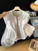 Elegante y sofisticada camisa blanca de estilo francés con protección solar para mujer, nuevo top versátil de manga larga de longitud corta para otoño A13391