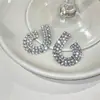 Brincos de Tarraxa Geométricos Agulha de Prata com Diamantes, Elegância Cortesã Estilo Francês, Luxo Leve, Sensação de Alto Padrão, Design Único