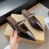Mules de punta con tacón de punta, adecuados para combinar con faldas, sandalias pequeñas de mujer, zapatos de vestir con plataforma interior, nuevo estilo francés metálico 2025