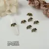 Ventas Directas de Fábrica de Nuevos Pedrería Retro Cruzada para Uñas de Moda al Por Mayor, Decoraciones para Uñas con Forma de Corazón y Cabeza de León