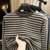 Nuevo Suéter de Punto Rayado para Hombre Otoño/Invierno 2026, Suéter de Punto de Cuello Redondo, Engrosado, Moderno y Versátil