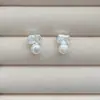 Pendientes de Diseño Cuadrado con Perla de Zirconia para Mujer Pequeños Exquisitos Lujo Ligero de Moda Elegantes de Temperamento Versátiles Accesorios para Orejas
